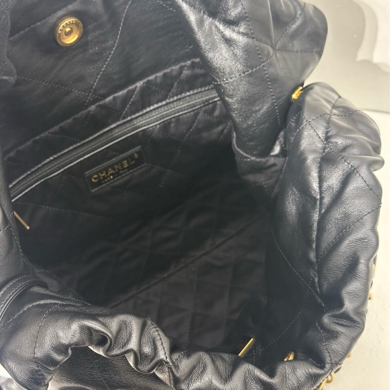 CHANEL 22 Bag - 中號黑金-9