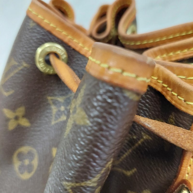 LV PETIT NOE 老花 🌈現品拍照🌈M42226 字紋 束口 水桶包 肩背包 中款~二手品-69
