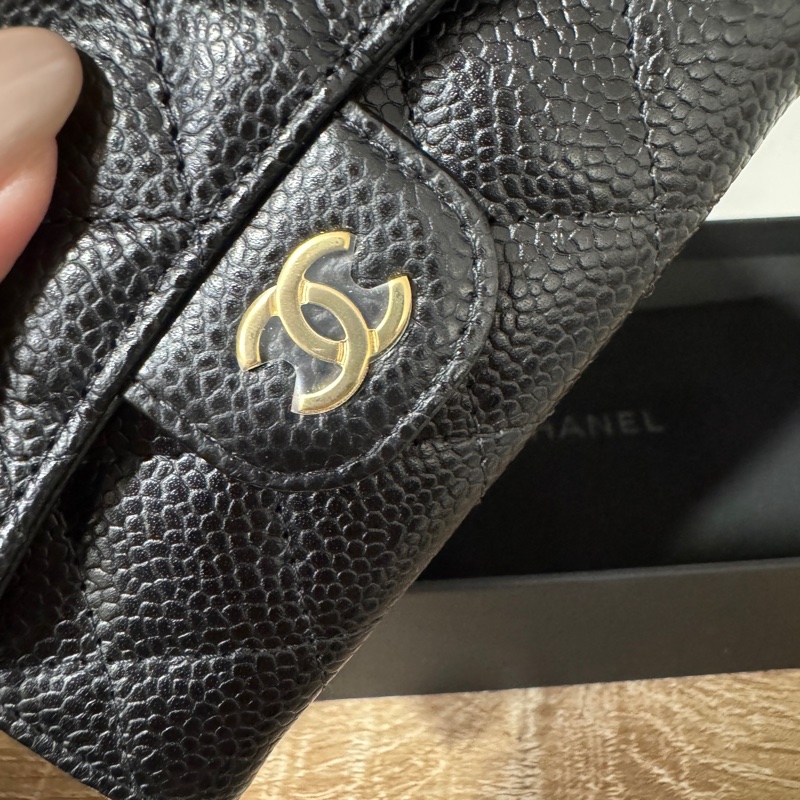 Chanel 黑金荔枝皮卡包 全新離櫃-6