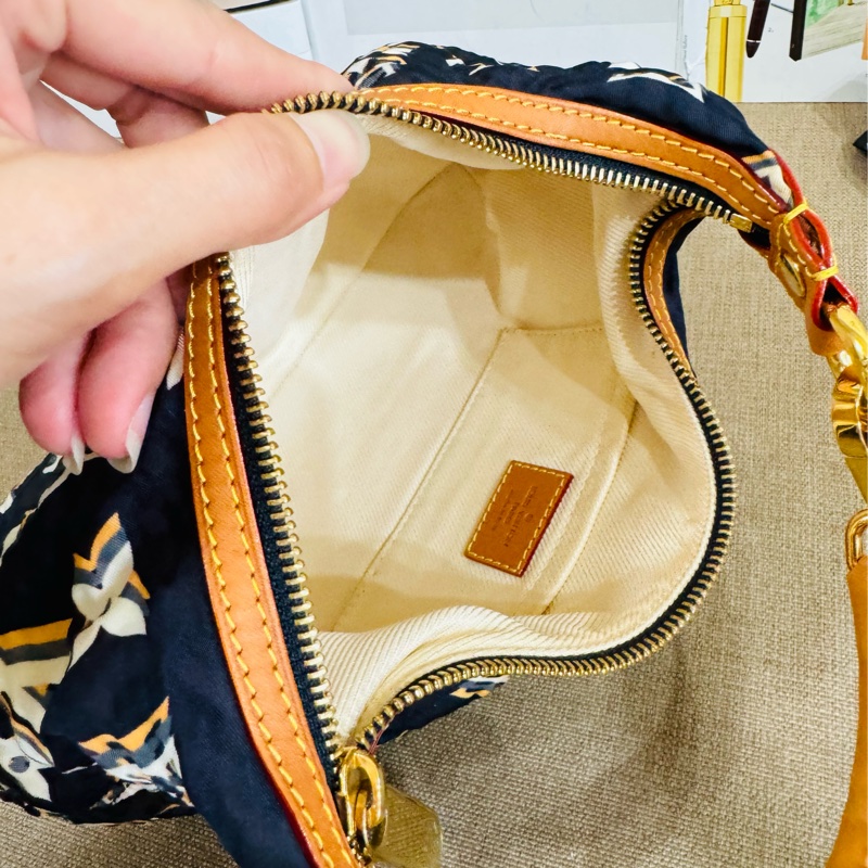 售二手真品 LV M40238 幻影郵輪 HOBO 限量稀有手提包肩背包腋下包 斜背包-29