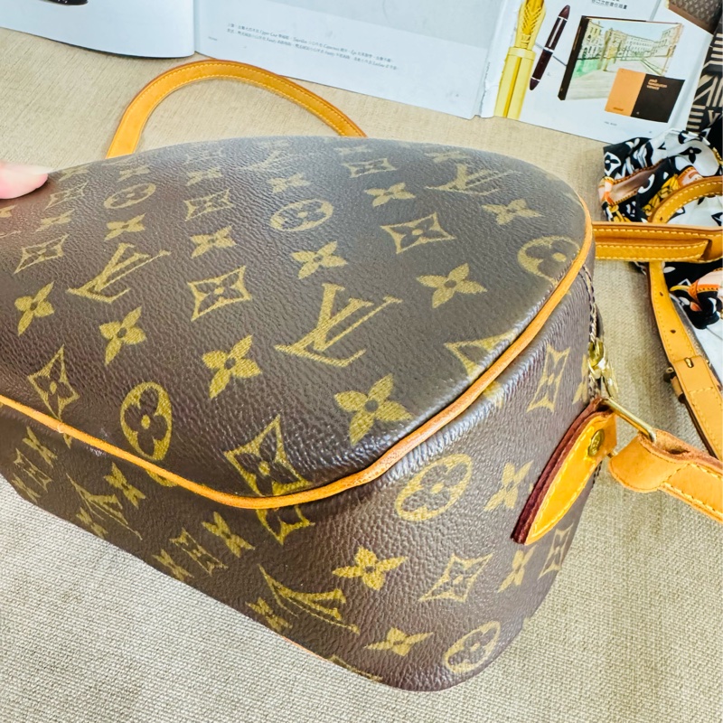售 二手 真品 LV M51221 經典Monogram 柏芝 蘋果 石頭包 斜背包-20