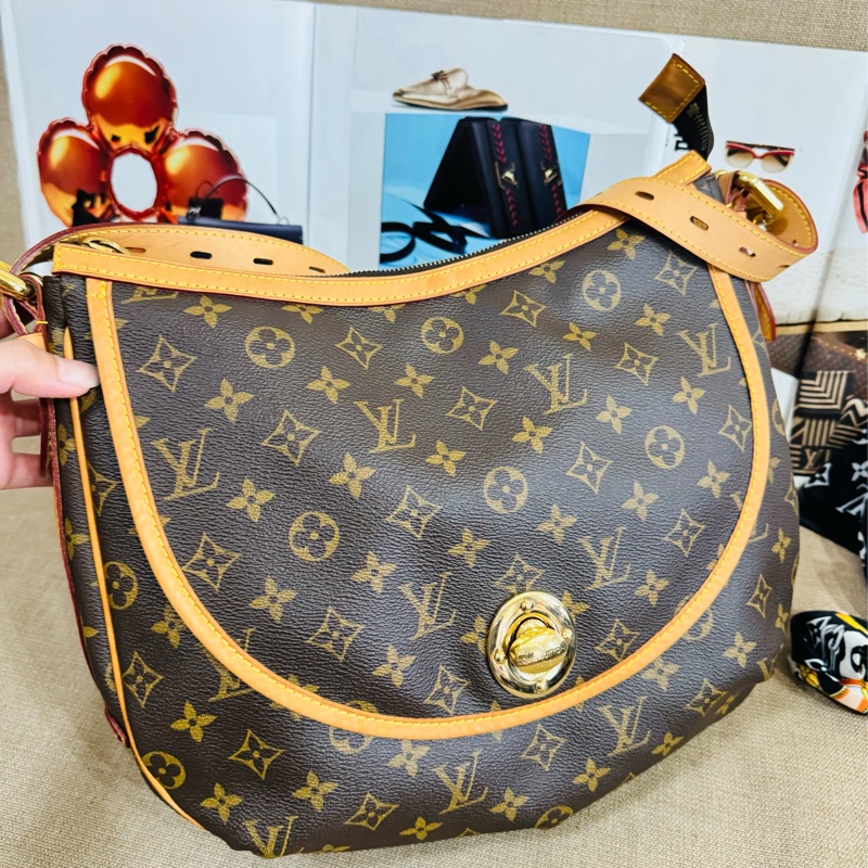 ✨售 二手 真品 LV 經典老花M40075金豆豆斜背包 肩背包 肚臍包-27
