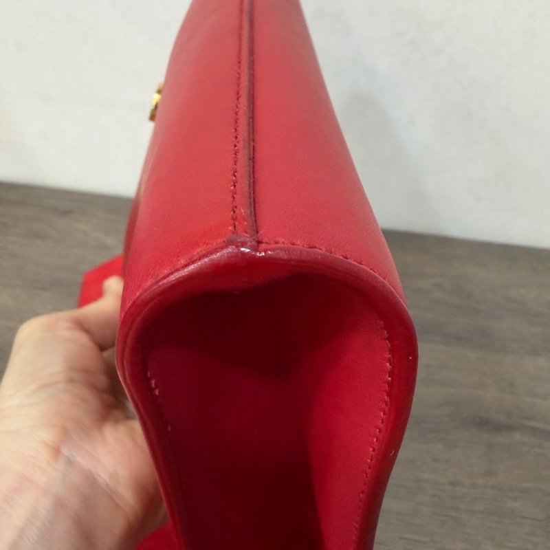 YSL 311213 紅色 牛皮 Y 金釦 Logo 手拿包 信封包 化妝包 晚宴包 腋下包-31