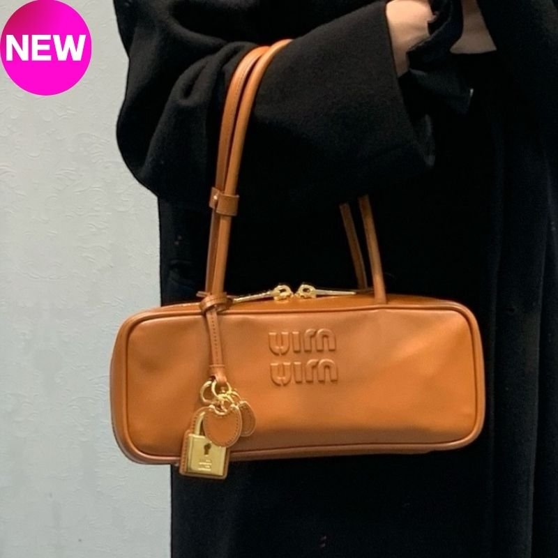 🌸2025春夏新品🌸Miu Miu 5BB173 小牛皮 Beau 保齡球包 干邑棕色-0