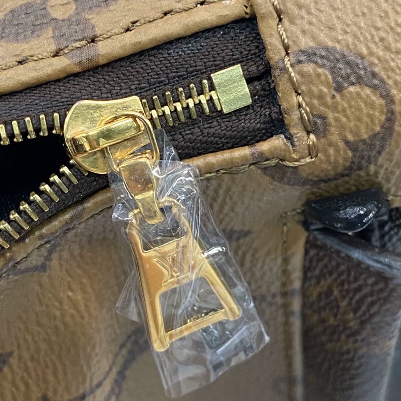 lv backpack-26