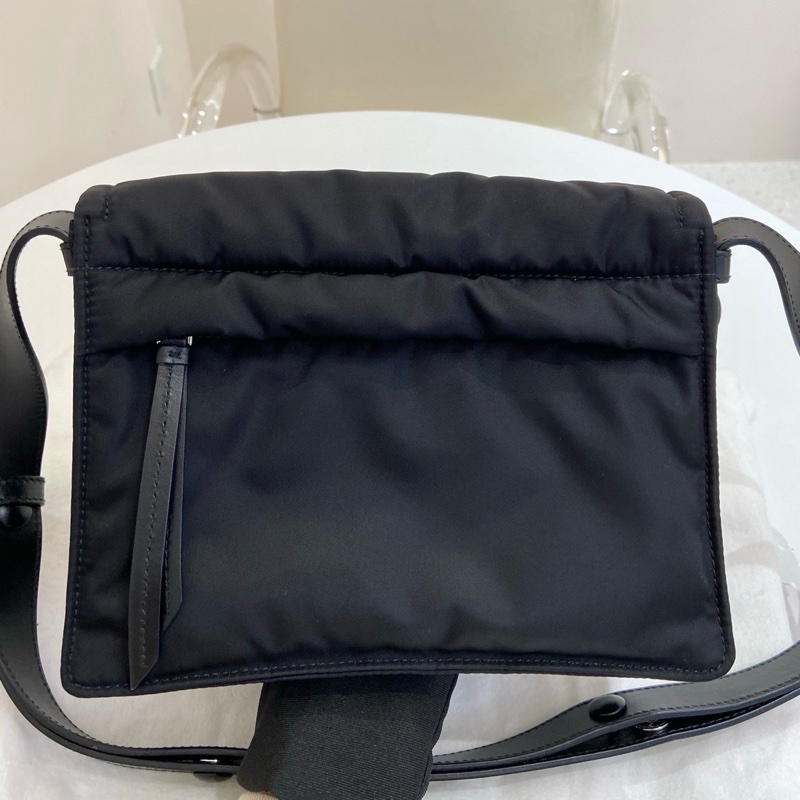 PRADA普拉達 Re-Nylon再生尼龍拼皮革 郵差包單肩斜挎包 男女可背-3