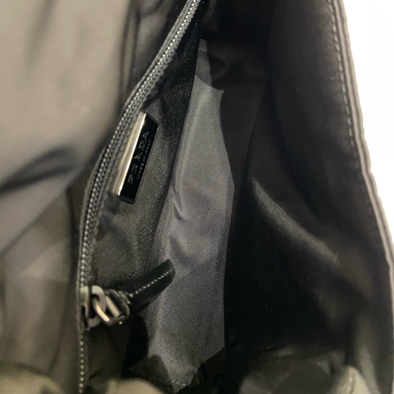 PRADA普拉達 Re-Nylon再生尼龍拼皮革 郵差包單肩斜挎包 男女可背-8