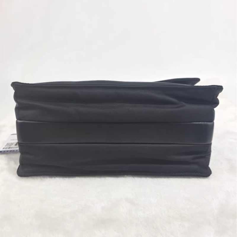 PRADA普拉達 Re-Nylon再生尼龍拼皮革 郵差包單肩斜挎包 男女可背-3