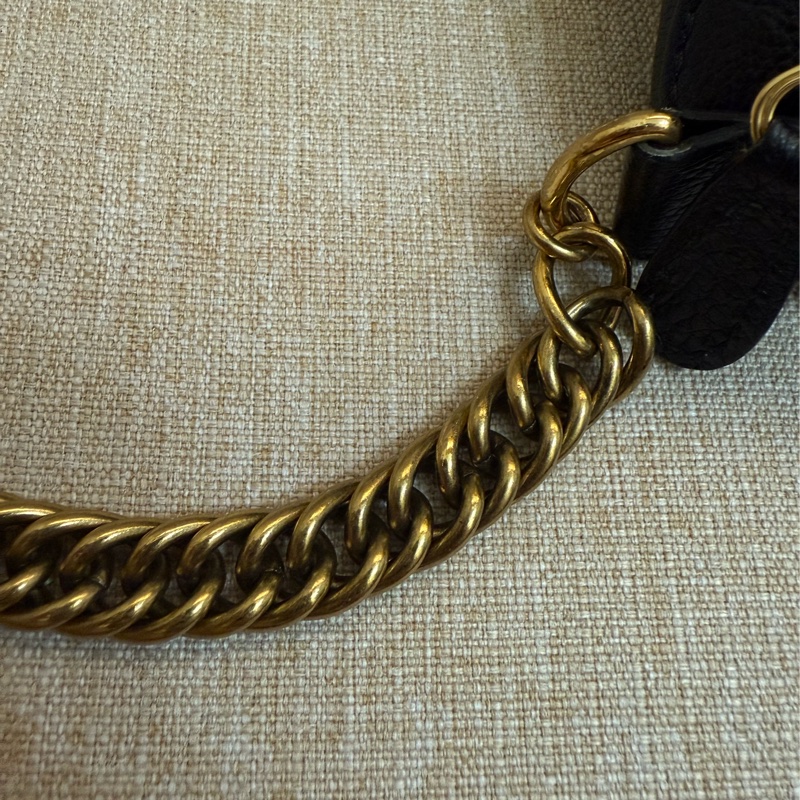 BALENCIAGA 巴黎世家黑色壓花logo胸前包-15