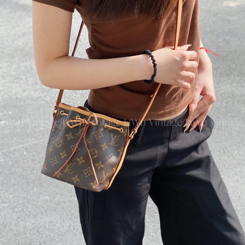 LV M41346 經典Monogram Noe BB束口肩背水桶包(迷你)-24