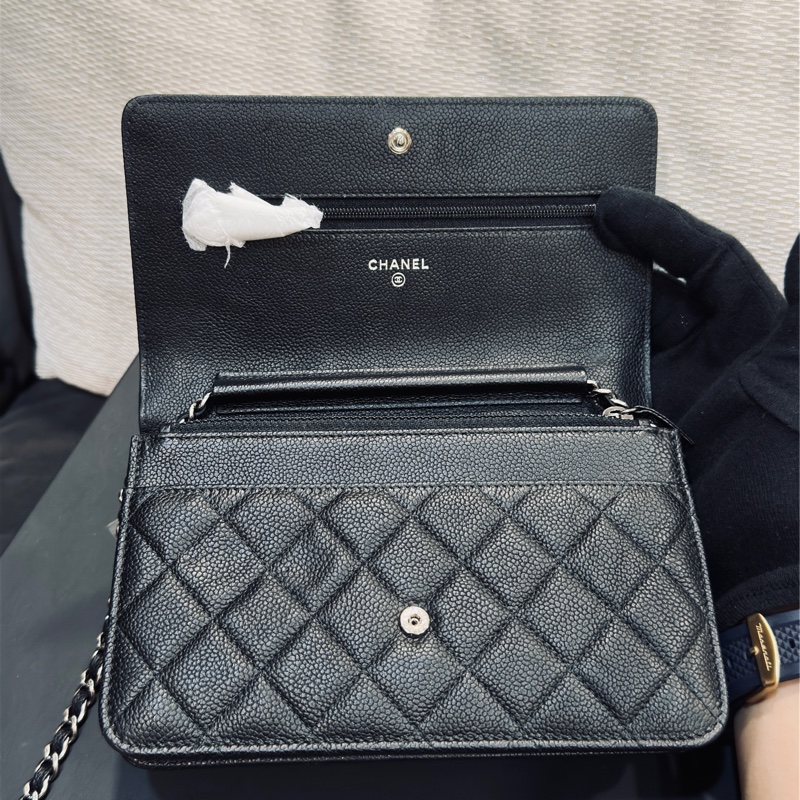 已售出)Chanel Leboy Woc黑銀荔枝牛皮斜挎發財包🖤閒置品割愛😭❤️-18