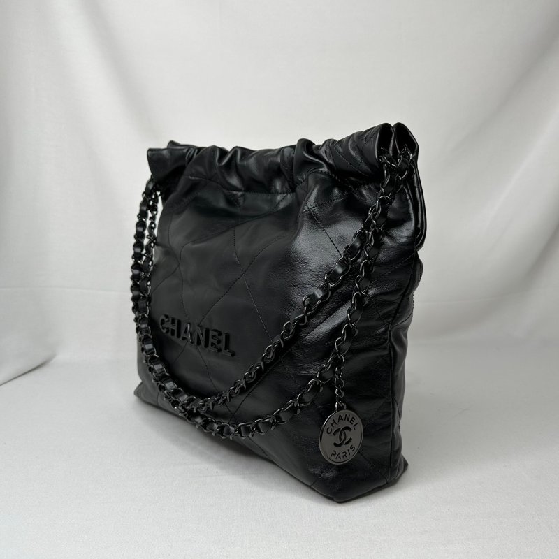 CHANEL So Black全黑小號22包-2