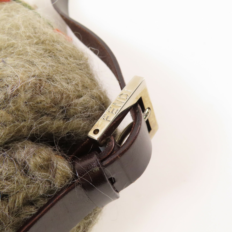 FENDI 羊毛Baguette Wool Handbag銀扣手挽袋-14