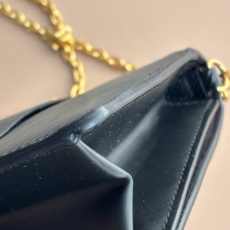 ::LOUIS VUITTON:: LV M68750 TWIST 黑色EPI金鍊WOC-18