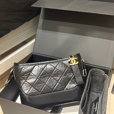 Chanel黑金流浪包 小號紙盒紙袋保卡28開