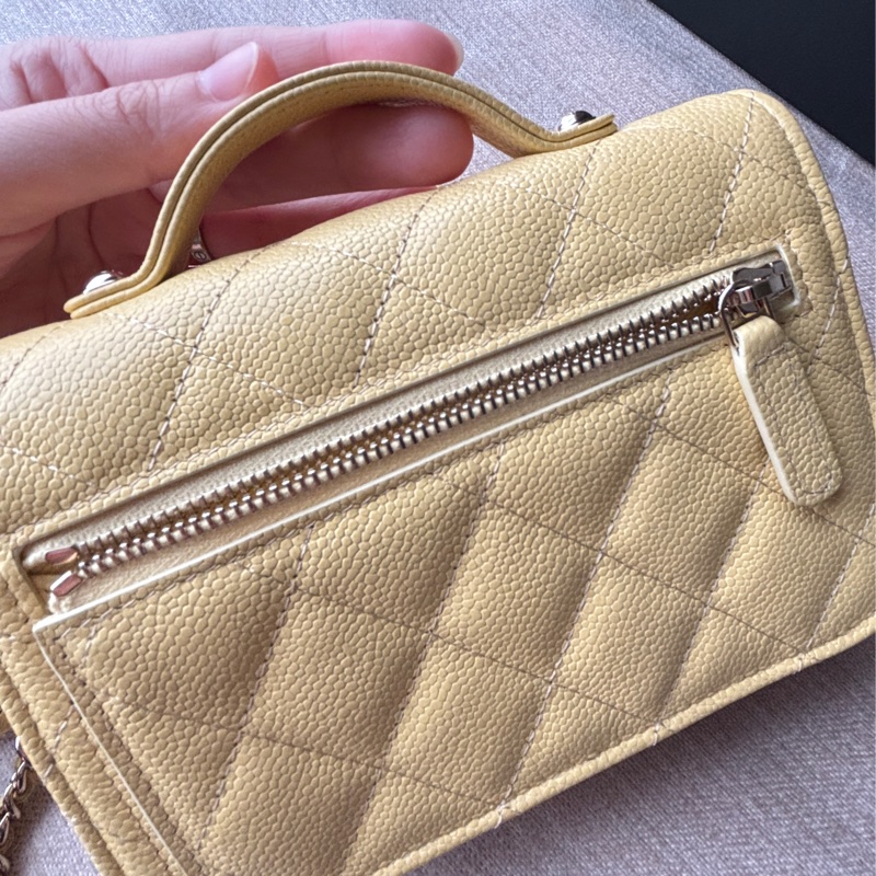 Chanel mini郵差包 黃色 基本上全新-4