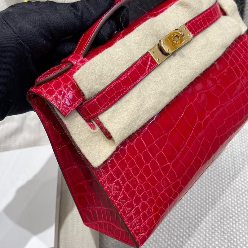 minikelly一代CC95法拉利紅亮面方塊鰐魚🐊 D刻-3