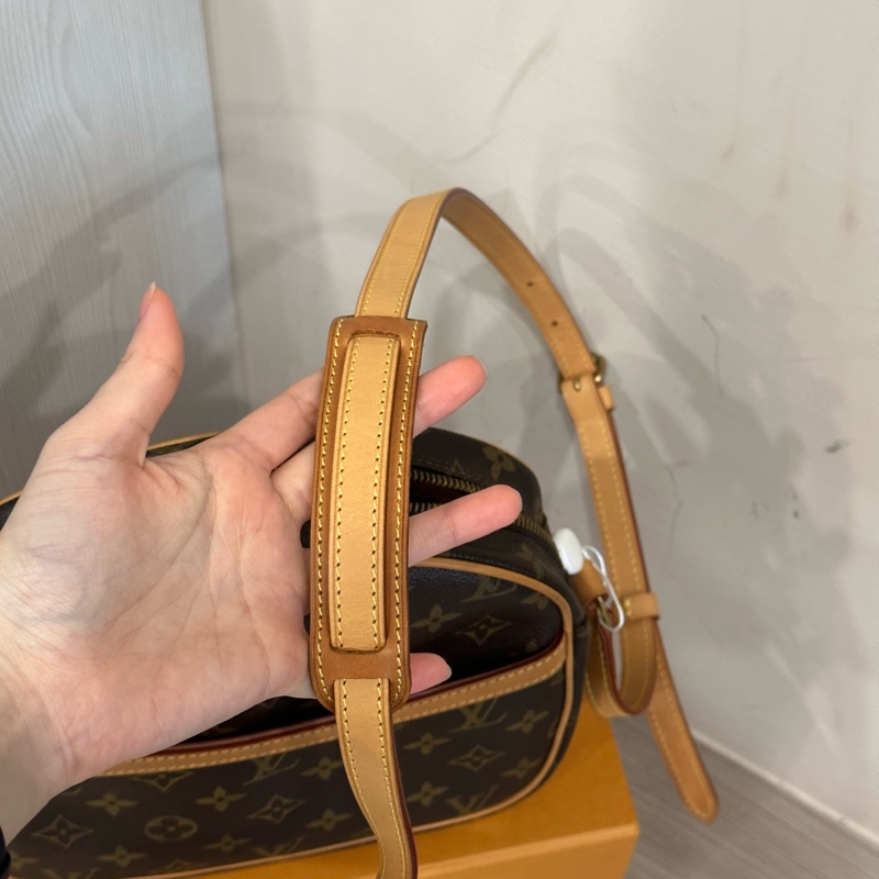 99新🌟#LV 雙面 #郵差包 #開口笑 #蘋果包 #斜背包 老花-3