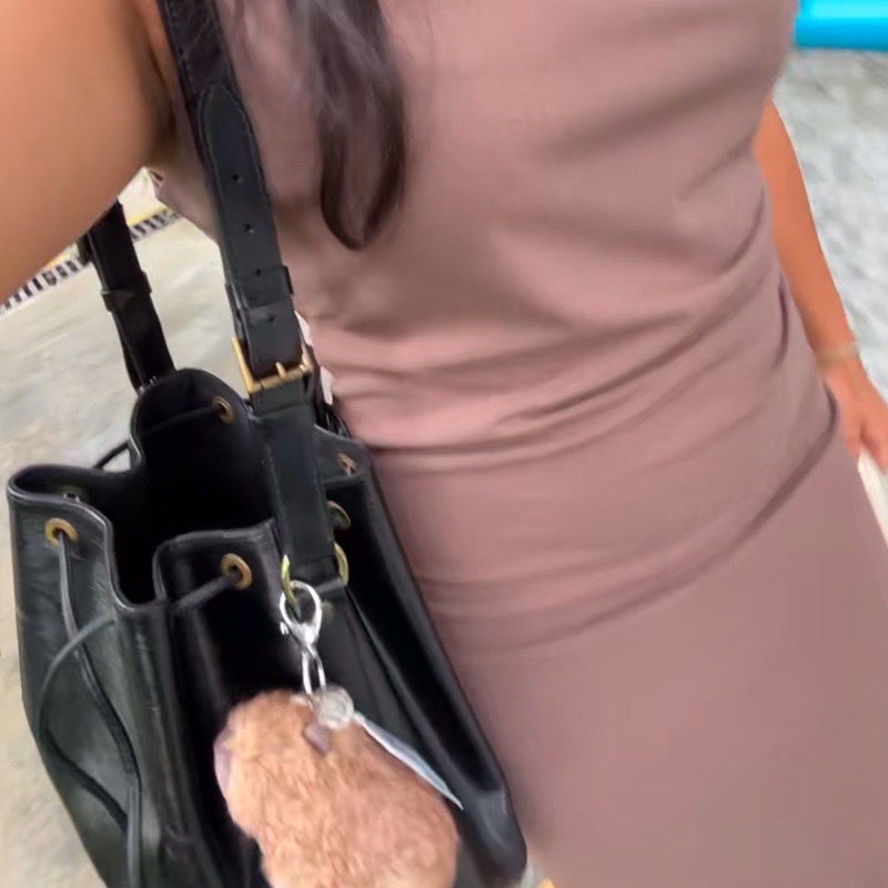 💝FuFu.Style ⟡.·* LV EPI 水波紋單肩包-3