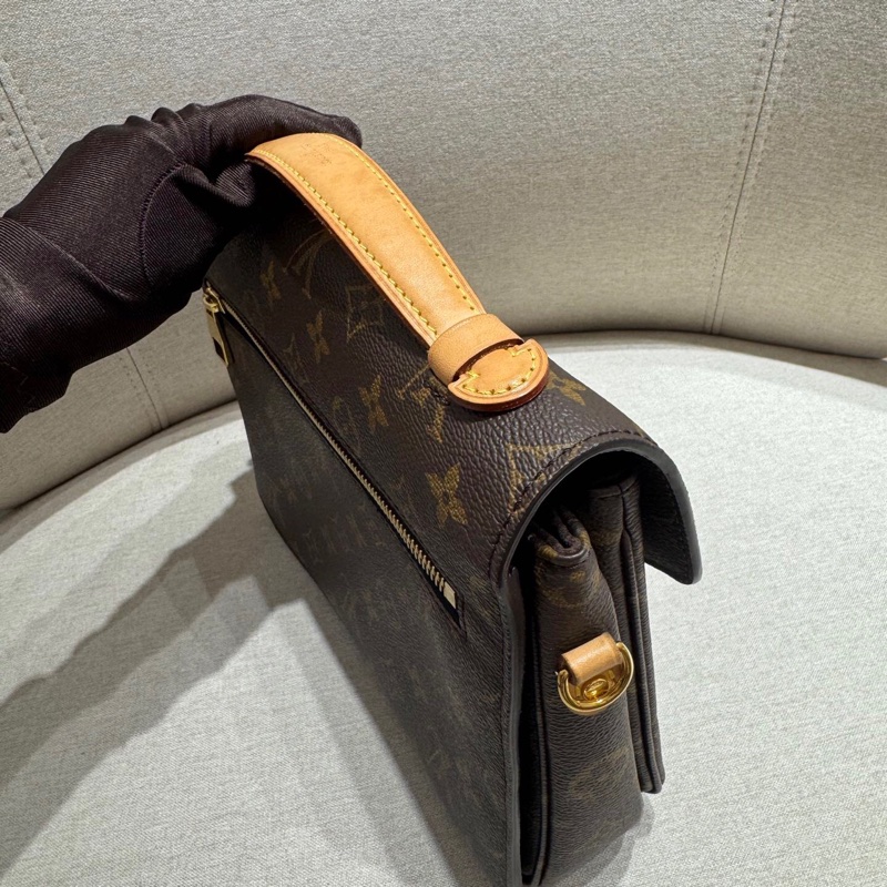 Louis Vuitton-2