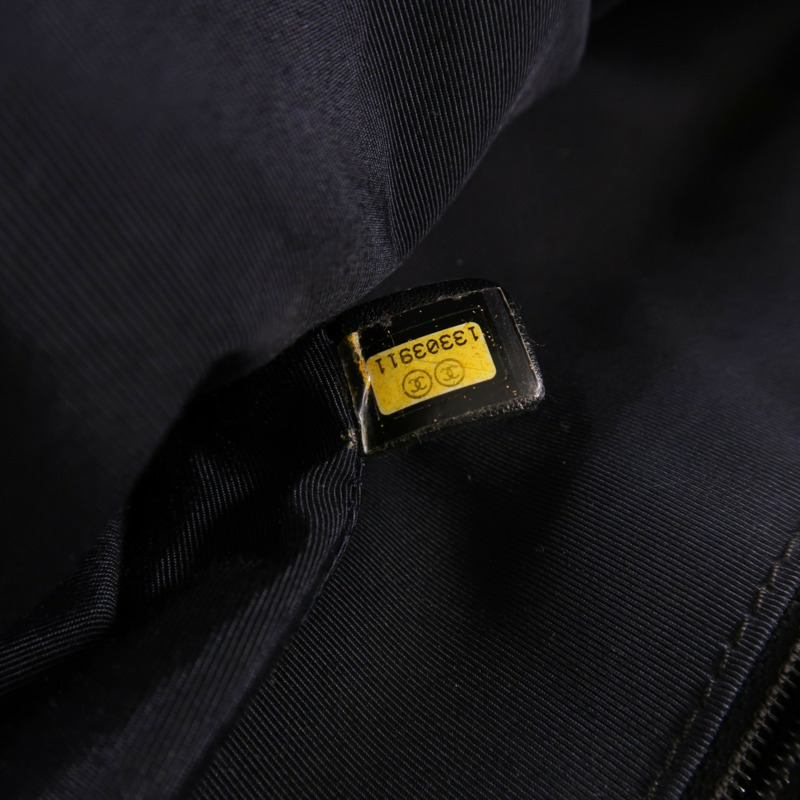 CHANEL 牛皮皮革Shoulder Bag金扣肩背袋-12