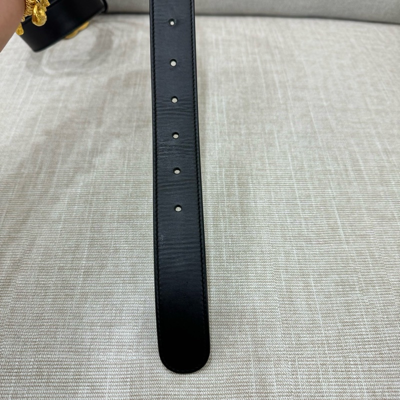 GUCCI 古馳 經典仿舊金色金 屬雙G 小牛皮釦式皮帶 黑金-14