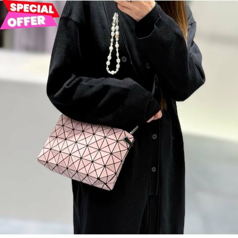 🎁母親節特價🎁Bao Bao Issey Miyake Loop Metallic 淡粉色金屬光感豆腐斜背包