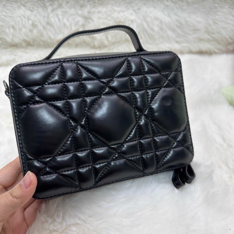 🈶️盒子❤️ #dior #caro #soback #相機包 #盒子包-84
