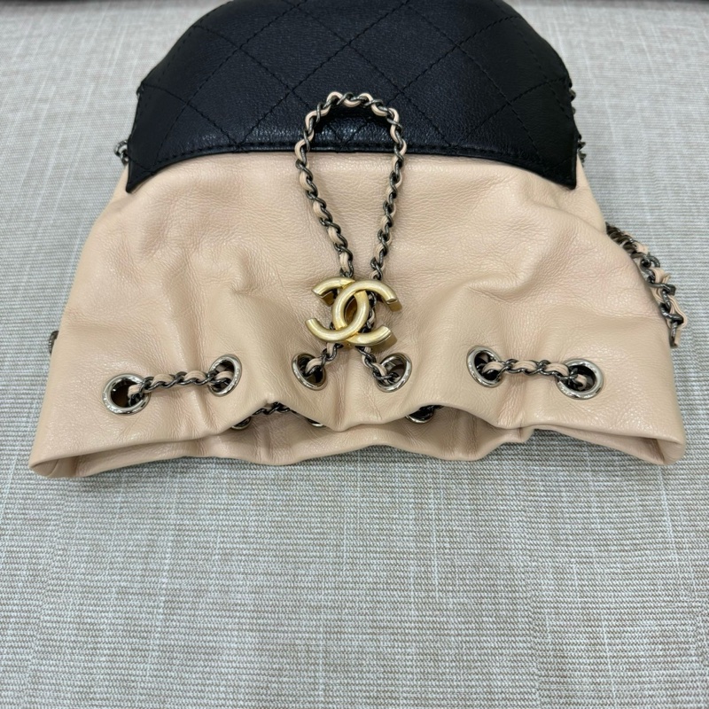 CHANEL香奈兒黑白熊貓 甲殼蟲流浪限定系列~抽繩小水桶-51