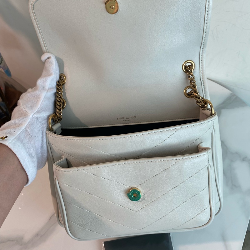 Ysl 奶昔色Nike包-3
