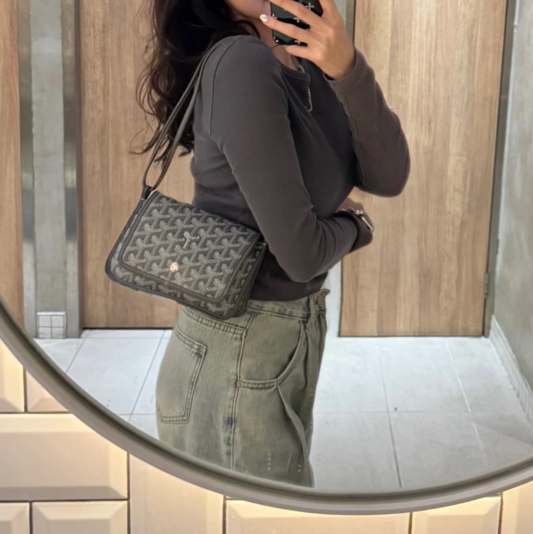 全新✨Goyard plumet pocket 灰色信封包-6