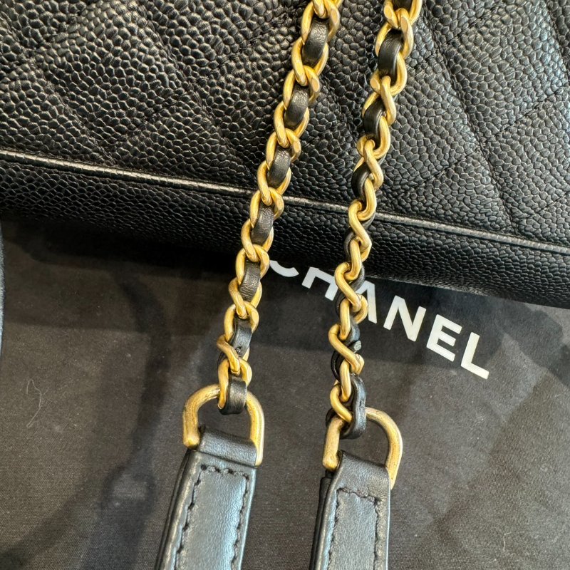 *SHIHNA名牌精品*CHANEL 荔枝牛皮掀蓋束口後背包 (保卡款)-7