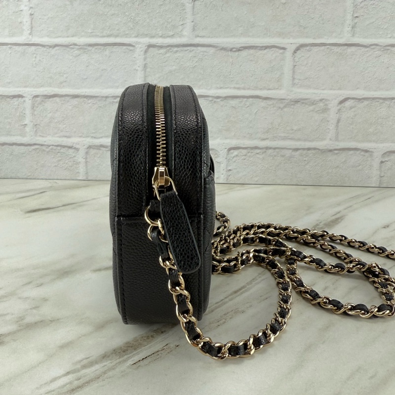 香奈兒Chanel 24S 雙C logo菱格紋相機包 荔枝黑淡金-12