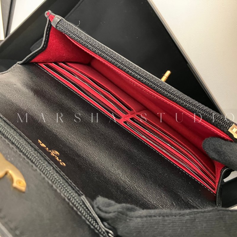 CHANEL 19WOC 黑金 旋轉釦 全新-13