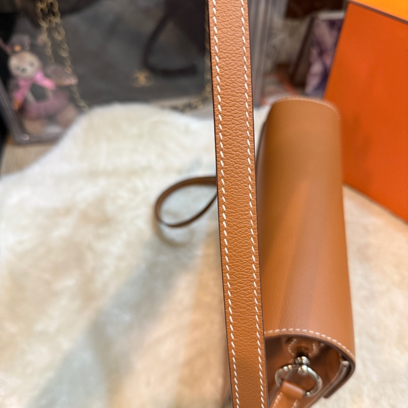 下單再用折扣碼-3000🉐9新以上✨愛馬仕🤎Hermes Roulis 23 gold金棕色 D刻 金棕金釦 愛馬仕金剛色 可斜背 可肩背-56