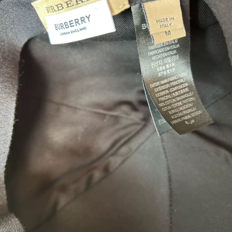 Burberry黑色刺繡字母棒球帽 戴一次閒置 尺寸m 帽圍57cm-1