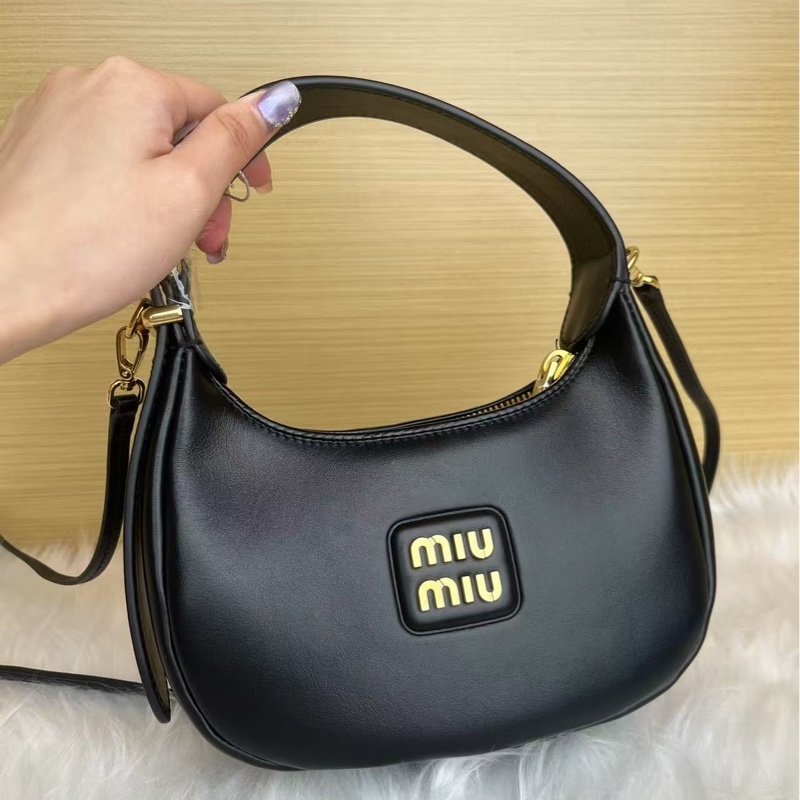 《完美·二手精品》Miumiu hobo 腋下包 黑色-0
