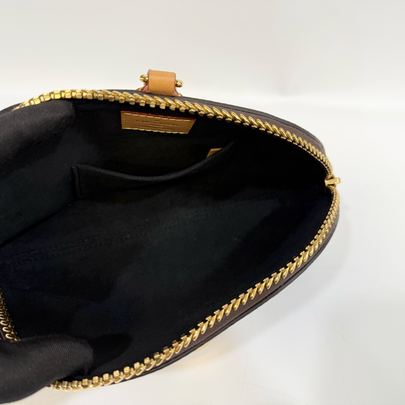LV 原花鎖頭金葉造型拉鍊手拿包-12