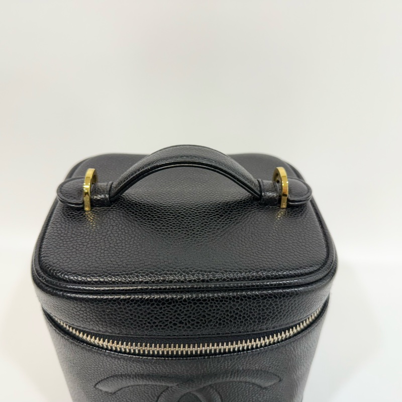 ▫️品名:Chanel黑金荔枝牛皮雙C手提Vintage化妝箱A01998-25
