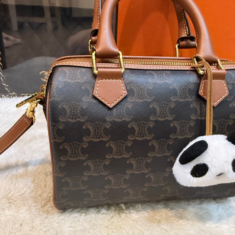 新款的✨ CELINE波士頓包🤎小號  焦糖色 金棕色 斜背包-5