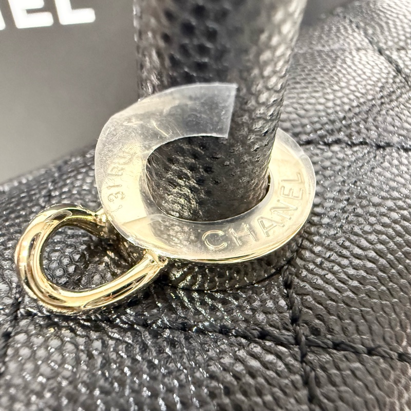 CHANEL黑金荔枝皮MINI COCO HANDLE AS2215-28