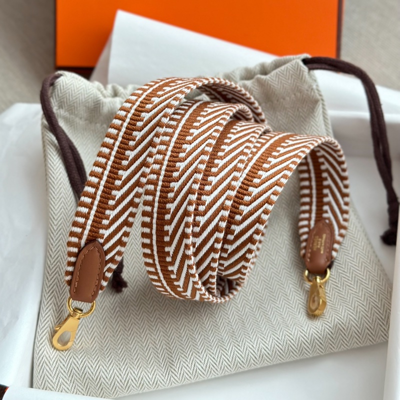 Hermes 25mm 寬 x 105cm 長 金棕色金釦 長肩帶-0