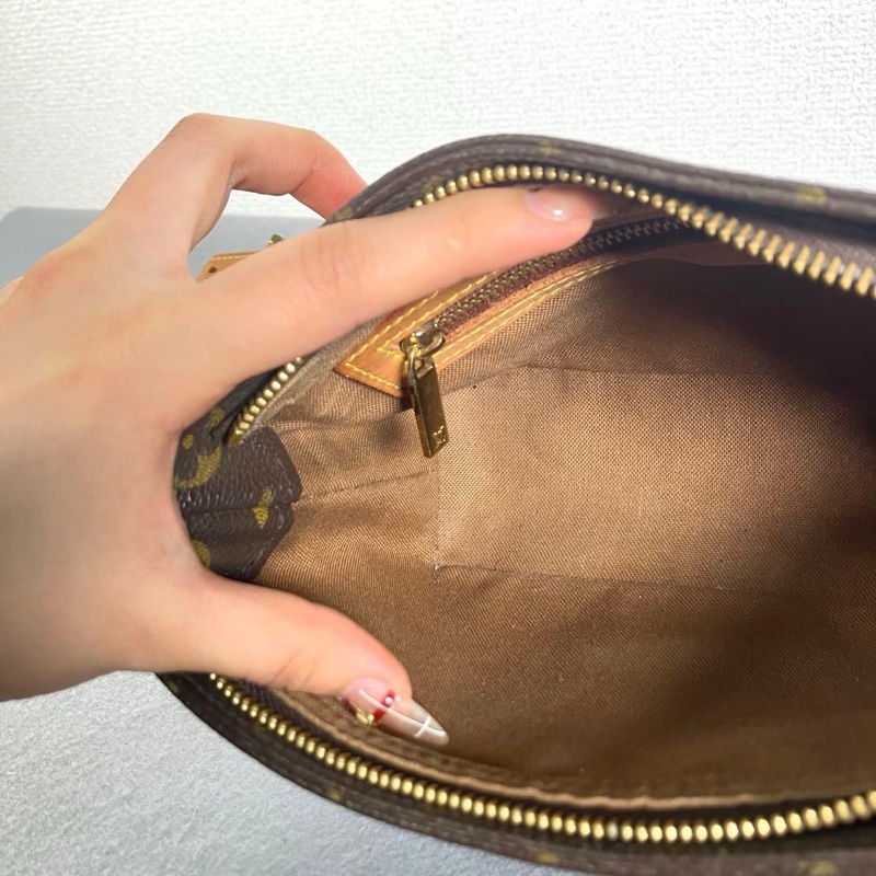 💝FuFu.Style ⟡.·* LV 小船包斜背包側背包-38