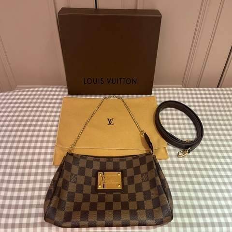 Louis Vuitton LV棋盤格小金牌鍊條肩背包