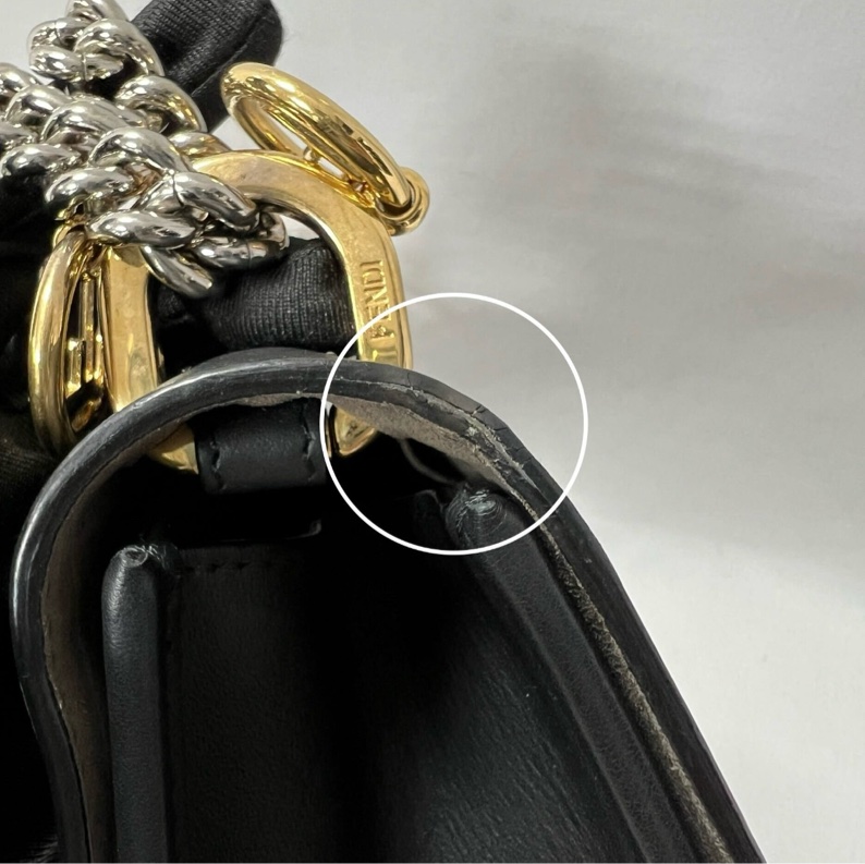 Fendi 黑色金釦銀鏈信封包-9