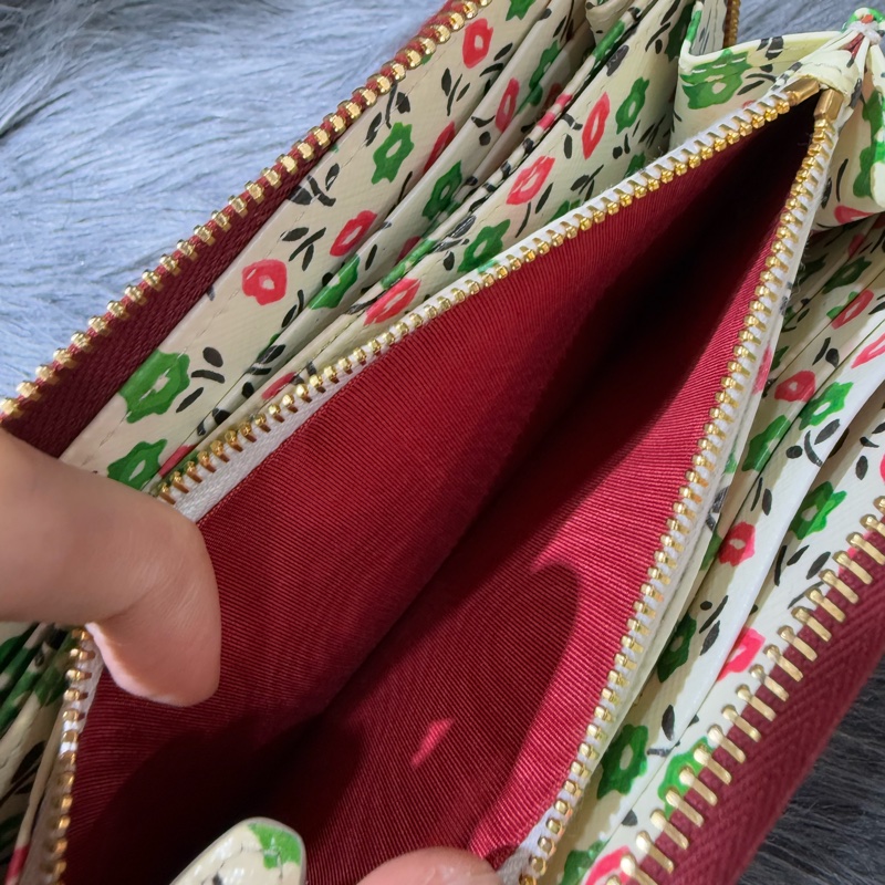 PRADA 1M0506 LOGO 櫻桃紅色牛皮 限量紅唇小綠花內裡 ㄇ字拉鍊零錢 發財信用卡包 長夾 皮夾 錢包-15