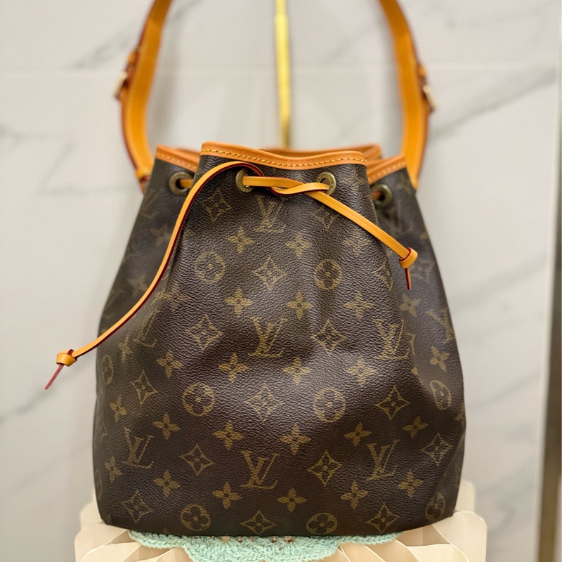LV 老花小水桶包｜ 耐看老花百搭實用-0