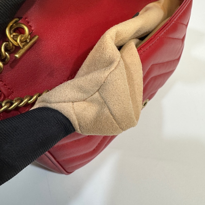 GUCCI紅色牛皮金釦mini馬夢下蓋側背包476433-13
