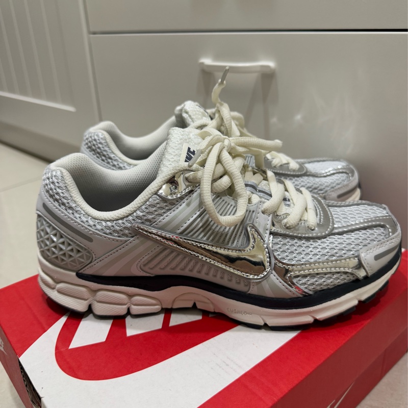 Nike Zoom Vomero 5-6