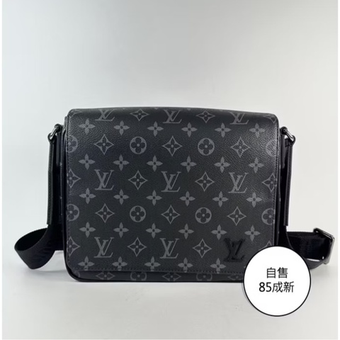 LOUIS VUITTON LV M44000 黑 原花 DISTRICT PM